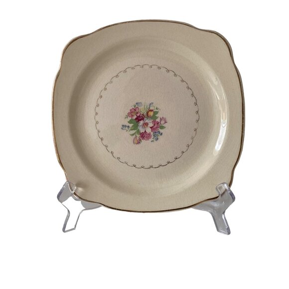 PADEN CITY POTTERY SALAD PLATE FLORAL GOLD TRIM FLEUR DE LIS VINTAGE D46 - Picture 1 of 8